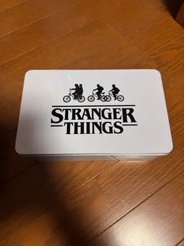 기묘한 이야기 Stranger Things 틴 케이스 수납함