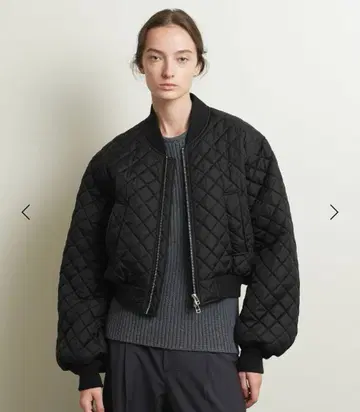 ATTISESSION 나일론 퀼트 숏 블루종