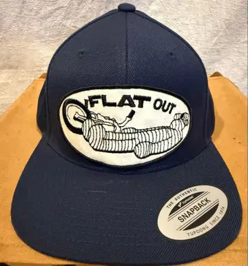 THE classics 스냅백 캡 네이비