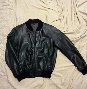 가죽 봄버 자켓 츠네타 다이키