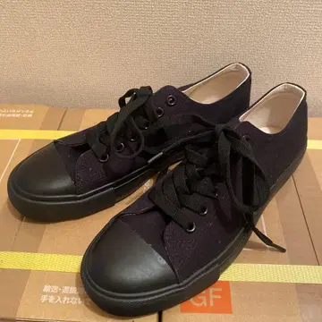 블랙 캔버스 스니커즈