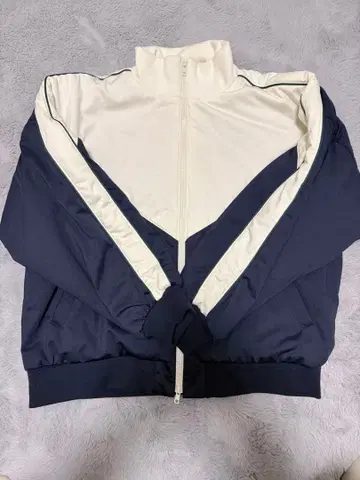 니코앤드*충전솜 트랙 자켓*nico and -