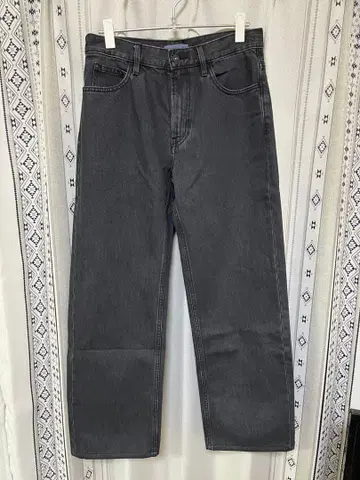 UNIQLO JWA 스트레이트 청바지