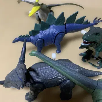 태엽 달린 공룡 5종