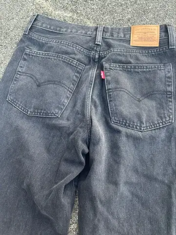 리바이스 블랙 배기 데님 28