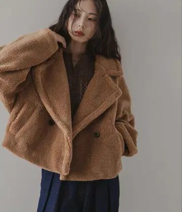 rectangle 테디베어 숏코트 카멜