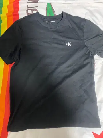 Calvin Klein Jeans 티셔츠 사이즈 M 새상품