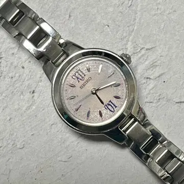 SEIKO 실버 전파 솔라 손목시계