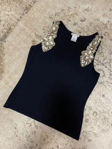 새상품급 Oscar de la Renta 비쥬 장식 캐시미어 상의