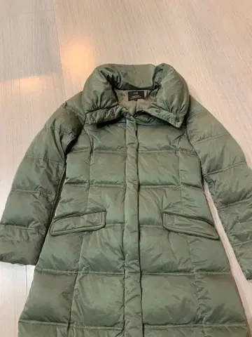 23구 온워드 토쿠야마 다운 코트 미들 기장 올리브 그린 32