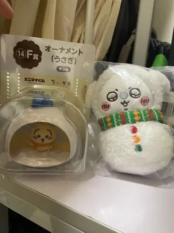 치이카와 제일복권 F상 토끼, E상 모몽가 에니마이 복권 봉제 인형 2점