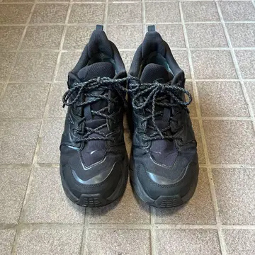 호카오네오네 아나카파 로우 고어텍스