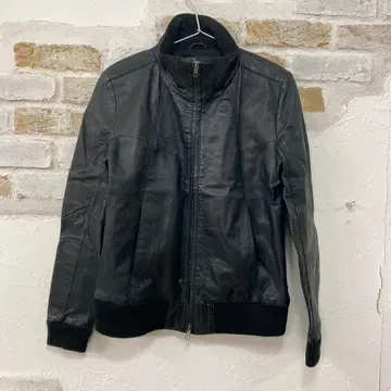 새상품급 돈피 who'swho 블랙 가죽 아우터 M