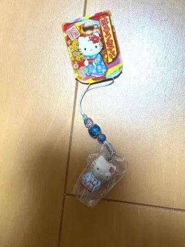 헬로키티 교토 한정판 스트랩