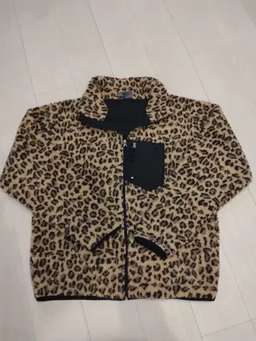 레오파드 무늬 플리스 자켓
