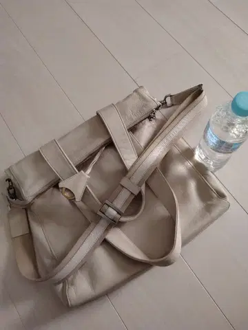 아니아리 가죽 토트백 숄더