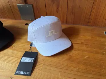 J.LINDEBERG 로고 메쉬 캡