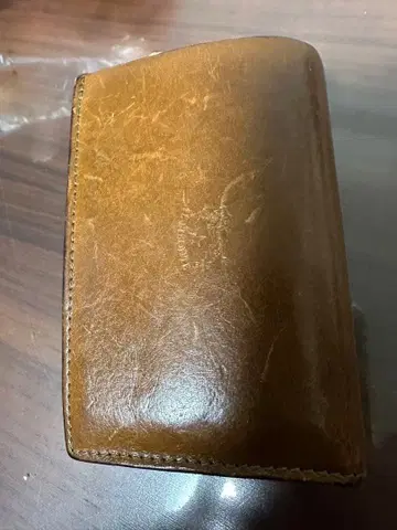 일비종떼 브라운 가죽 이단 접이식 지갑