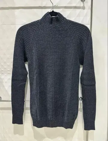 [컨디션 최상] 정가:77,000엔 Z ZEGNA 터틀넥 니트 S사이즈