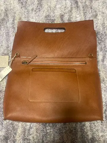 겐텐 브라운 가죽 클러치백 토트백 미사용 새상품