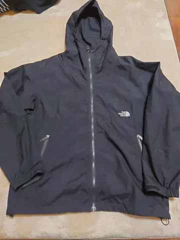 THE NORTH FACE 블랙 후드 부착 자켓