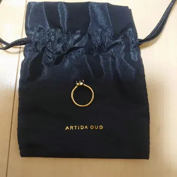 ARTIDA OUD 스모키 쿼츠 파베 다이아몬드 반지