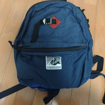 백팩 마운트레니어