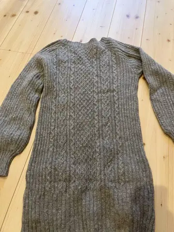 MK 그레이 V넥 니트 원피스