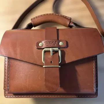 HERZ 헬츠 콜라주 백