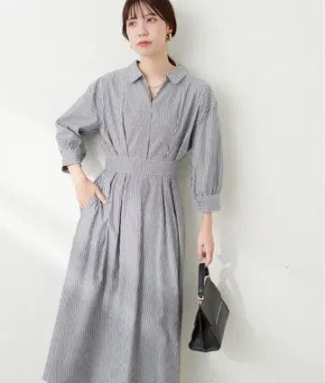 내추럴 꾸뛰르 스키퍼 옷깃 5부 소매 원피스 스트라이프