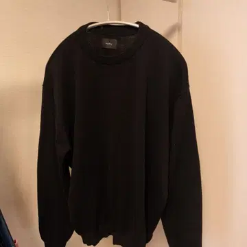 myday 블랙 크루넥 스웨터