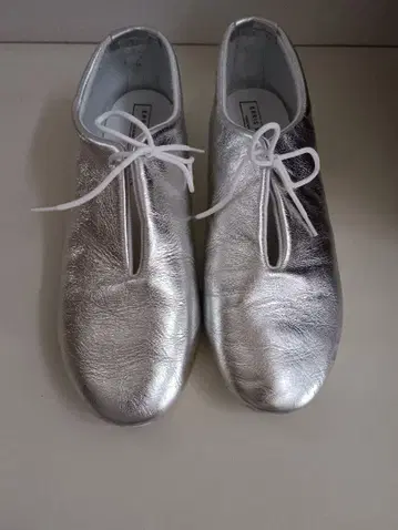 ERRIS VICTORIA 플랫슈즈 사이즈 7 24cm 영국제