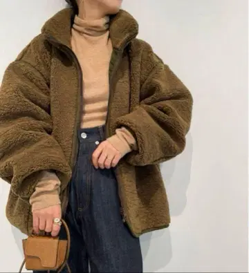 Plage 리버서블 보아 블루종 (카키) 플라주