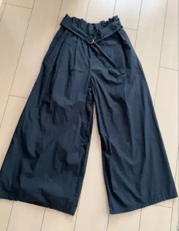 LUCA / LADY LUCK LUCA 와이드 팬츠 가우초 팬츠 새상품급