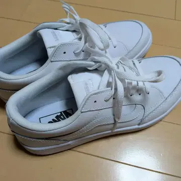 Vans V2940 LE 화이트 25.5cm