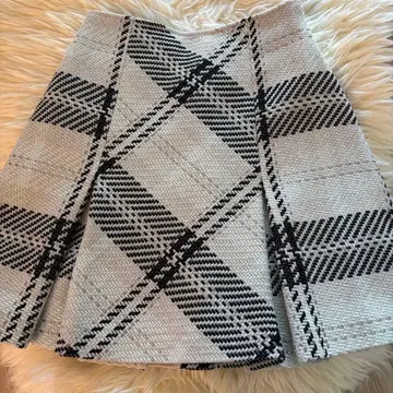 SNIDEL 로빙 체크 스커트