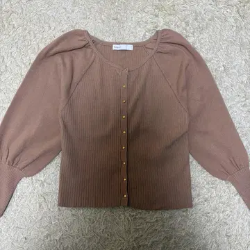 NOBLE 노블 타이니 버튼 퍼프 슬리브 가디건 베이지