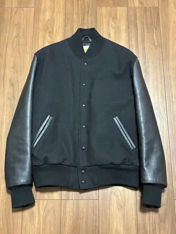 G.B. Sport 골든베어 바시티 자켓 M 올블랙