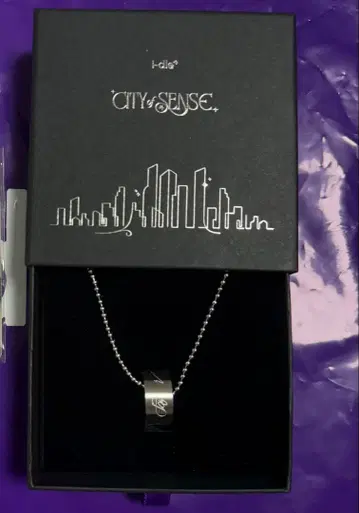 i-dle 전시회 CITY of SENSE 반지 목걸이