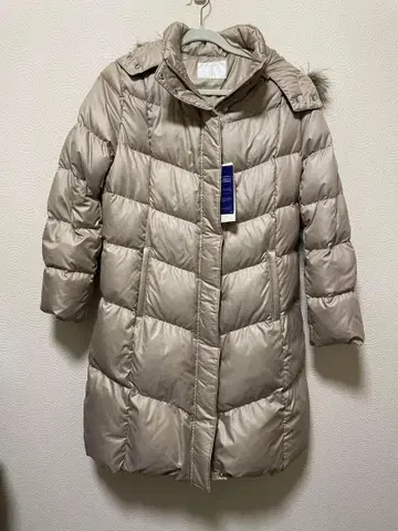 새상품 유니클로 여성용 후드 부착 베이지 프리미엄 다운 자켓 XL