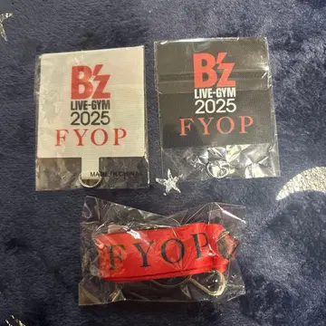 B'z FYOP 가챠 폰탭 블랙 화이트 넥스트랩