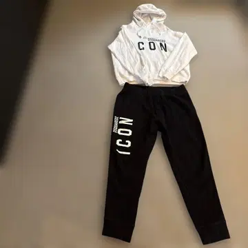 DSQUARED2 후드 부착 맨투맨과 조거 팬츠 세트