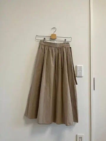 늑대와 올빼미 늑대와 외톨이 님 베이지