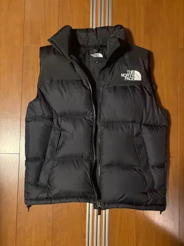 THE NORTH FACE 다운 베스트 블랙