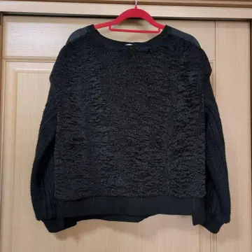 라슈드 블랙 보아 니트