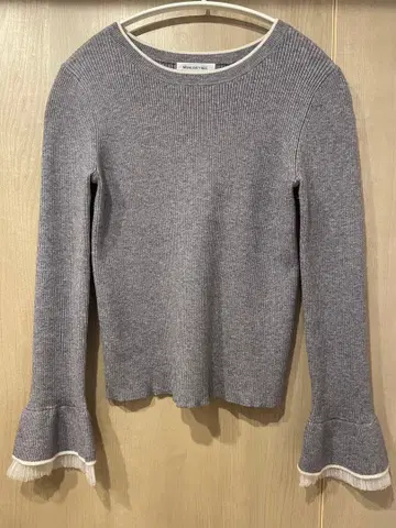 NATURAL BEAUTY BASIC 플레어 슬리브 리브 니트