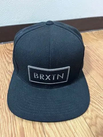 BRXTN 캡