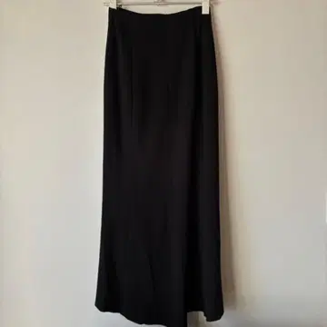 두지엠 클라세 타이트 스커트 블랙