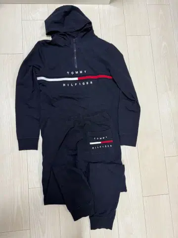 TOMMY HILFIGER 타미힐피거 164 사이즈 셋업
