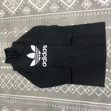 adidas 퍼렐 윌리엄스 콜라보 원피스 하이넥 맨투맨